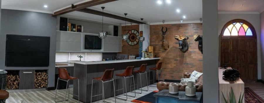 6 Bedroom Property for Sale in Sasolburg Ext 4 Free State